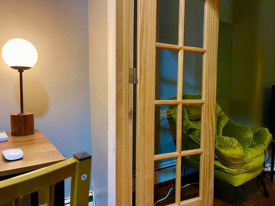 Cozy Studio Staycation - Brooklyn Close To Train Stations New York Exterior photo