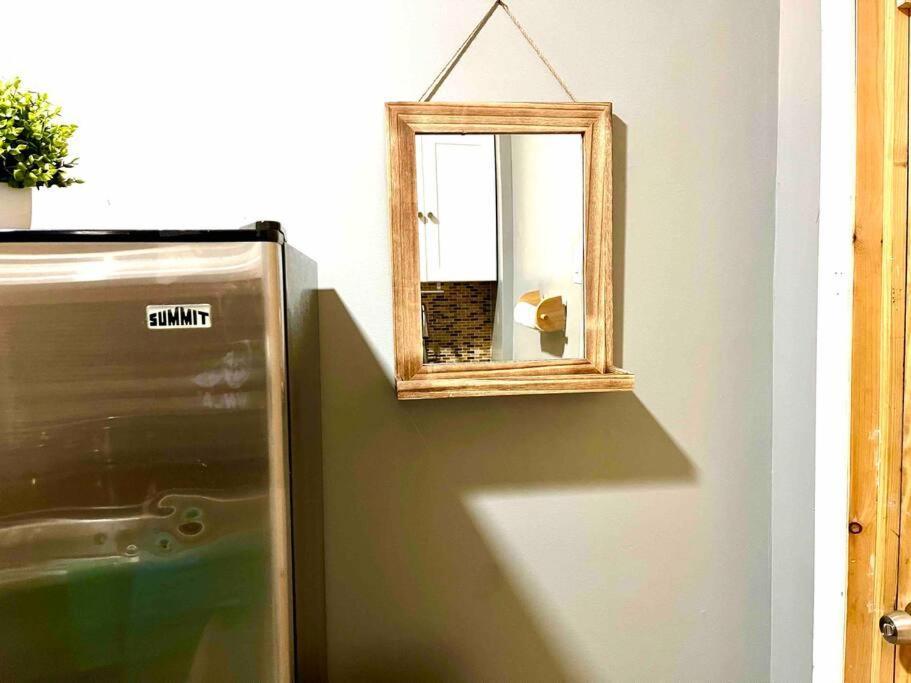 Cozy Studio Staycation - Brooklyn Close To Train Stations New York Exterior photo